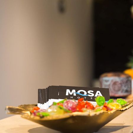 Hotel Mosa Hermalle-sous-Argenteau Екстериор снимка