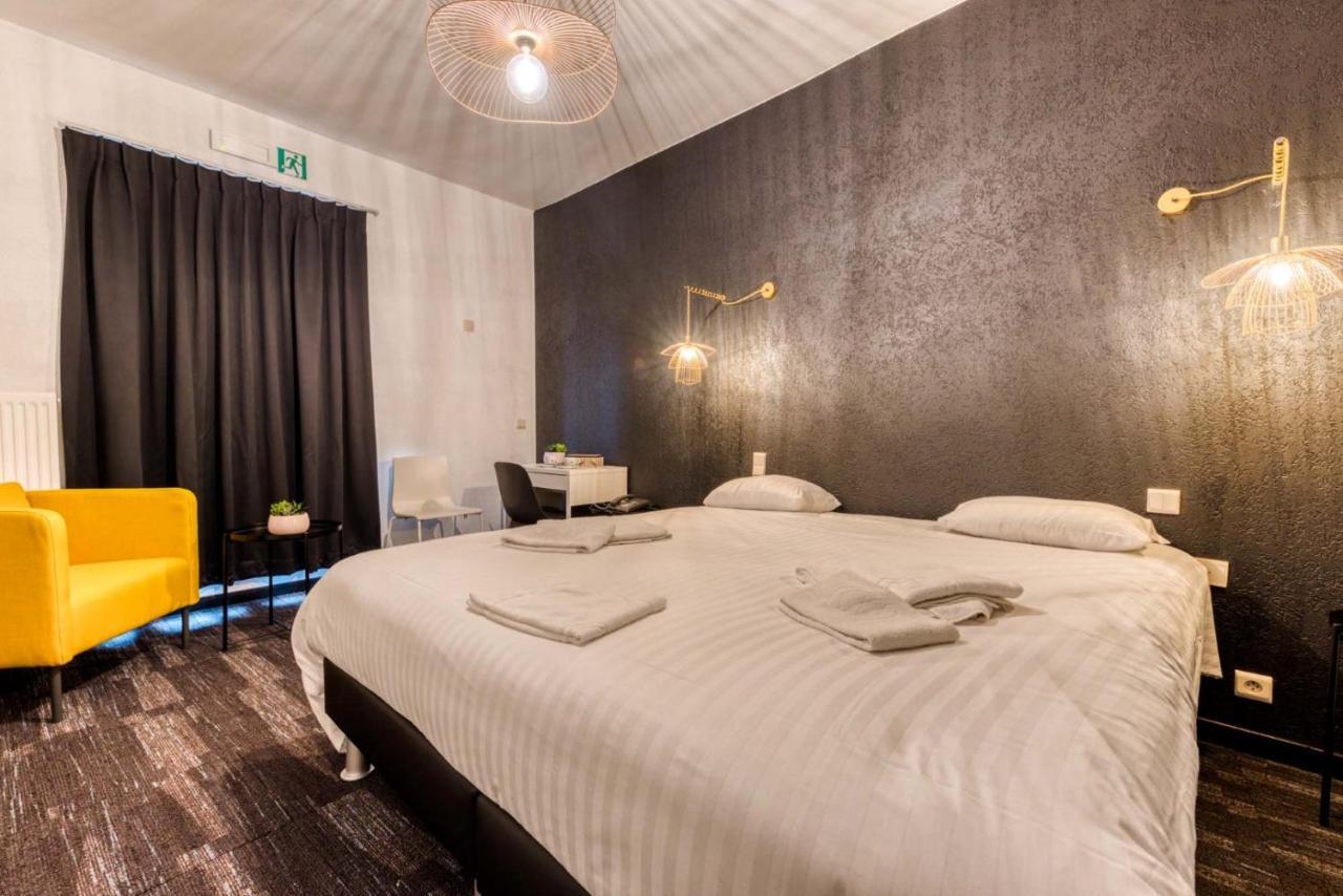 Hotel Mosa Hermalle-sous-Argenteau Екстериор снимка